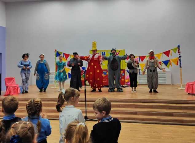 Группа «Калейдоскоп» выступила в школе № 56 г. Пензы